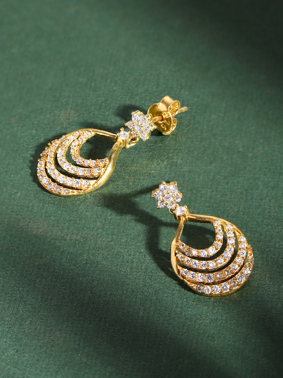 

Unniyarcha 92.5 Silver Gold-Plated Contemporary Zircon Chandbalis