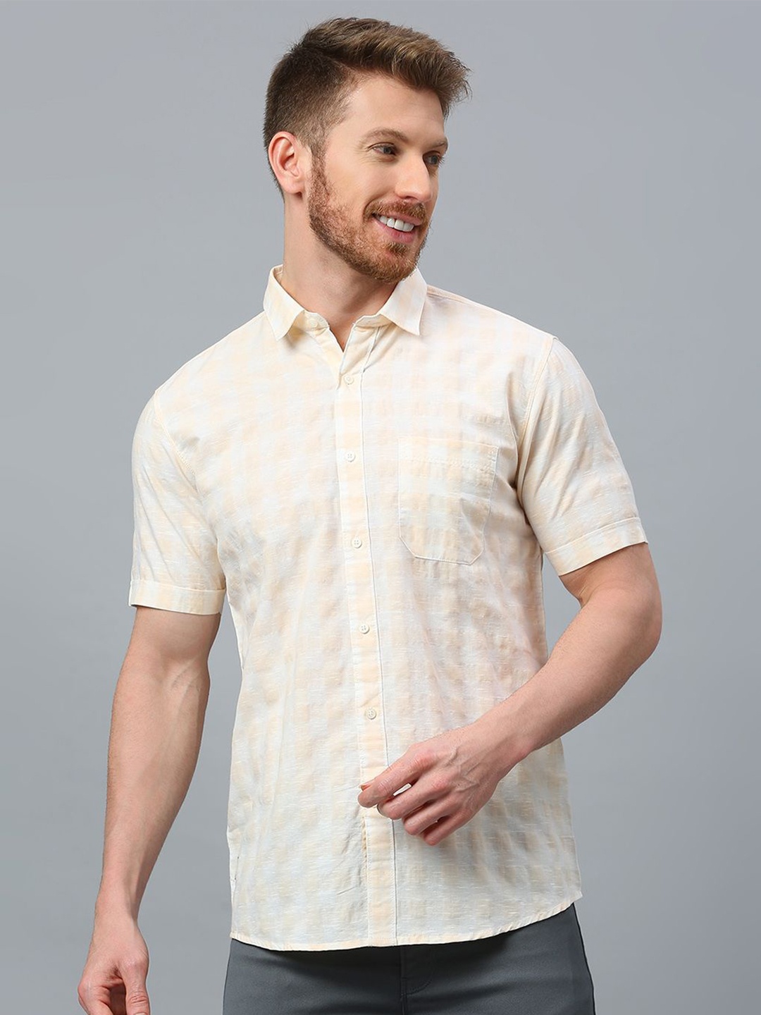 

Klub Fox Men Slim Fit Opaque Printed Casual Shirt, Orange