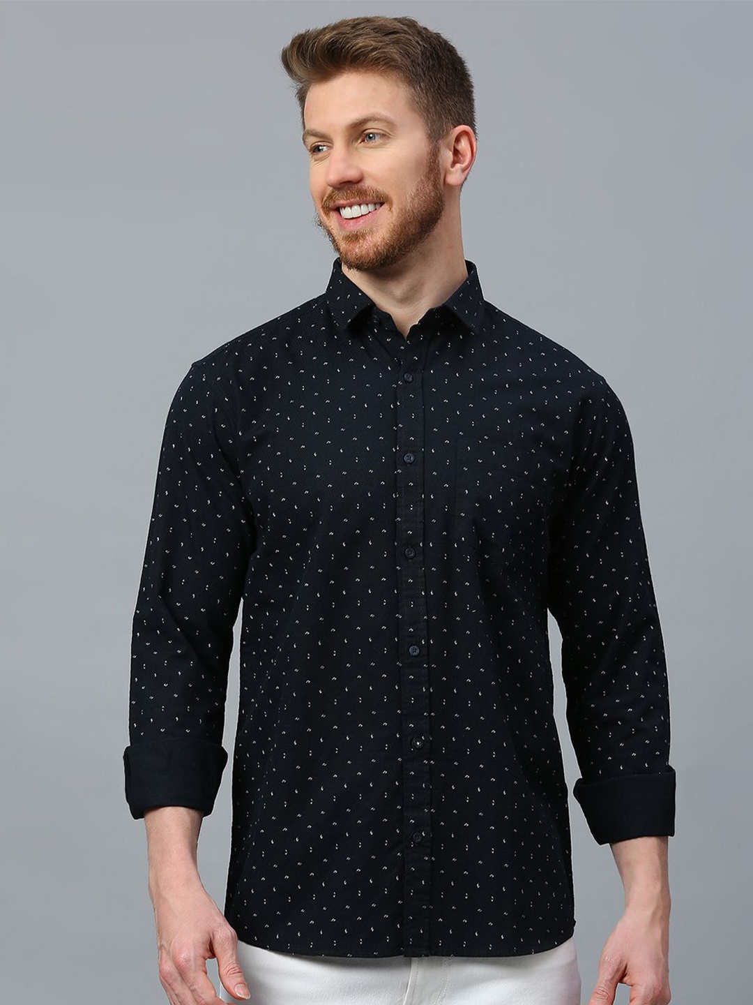 

Klub Fox Men Slim Fit Opaque Printed Casual Shirt, Navy blue
