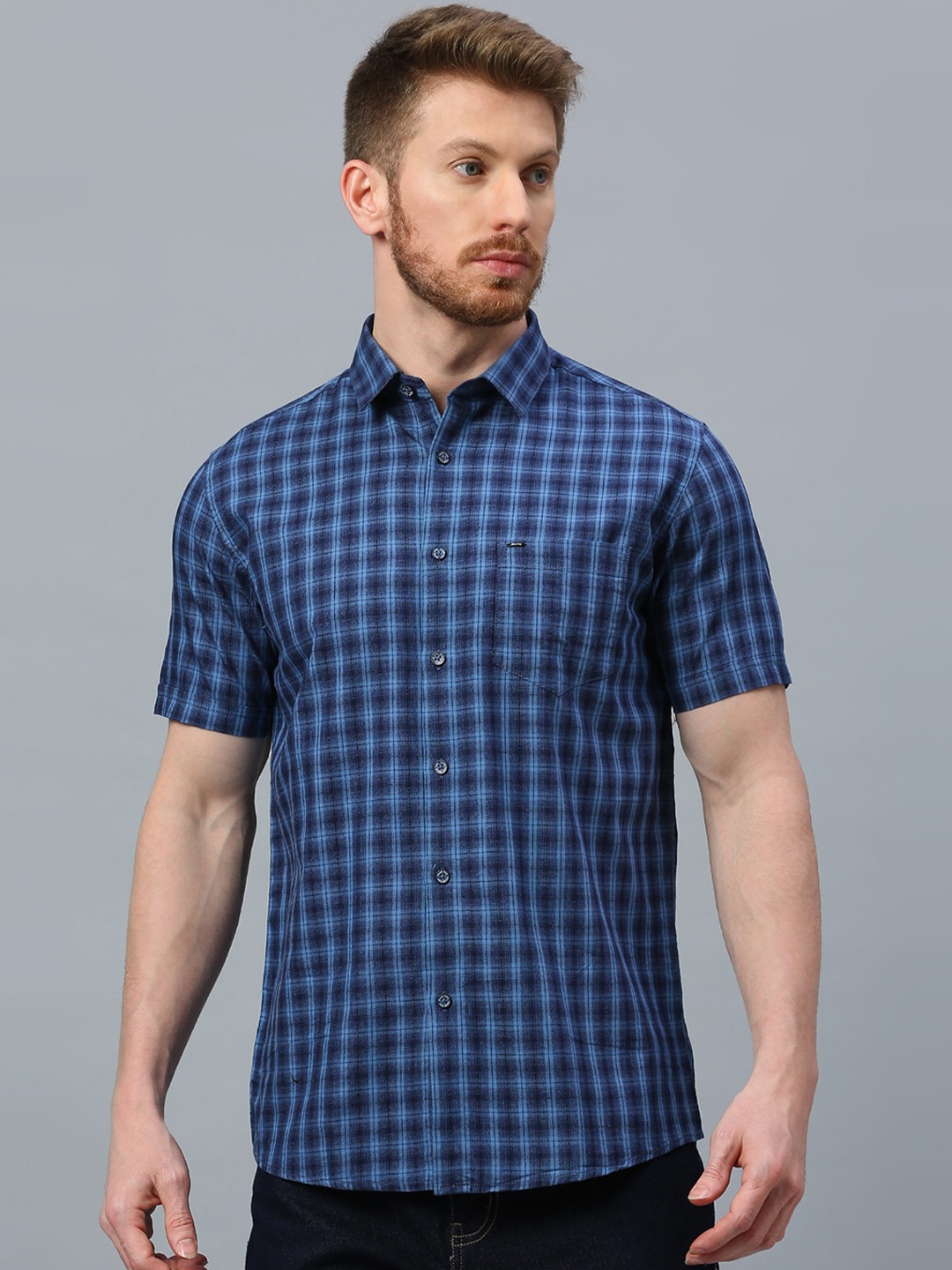 

Klub Fox Men Slim Fit Opaque Checked Casual Shirt, Blue