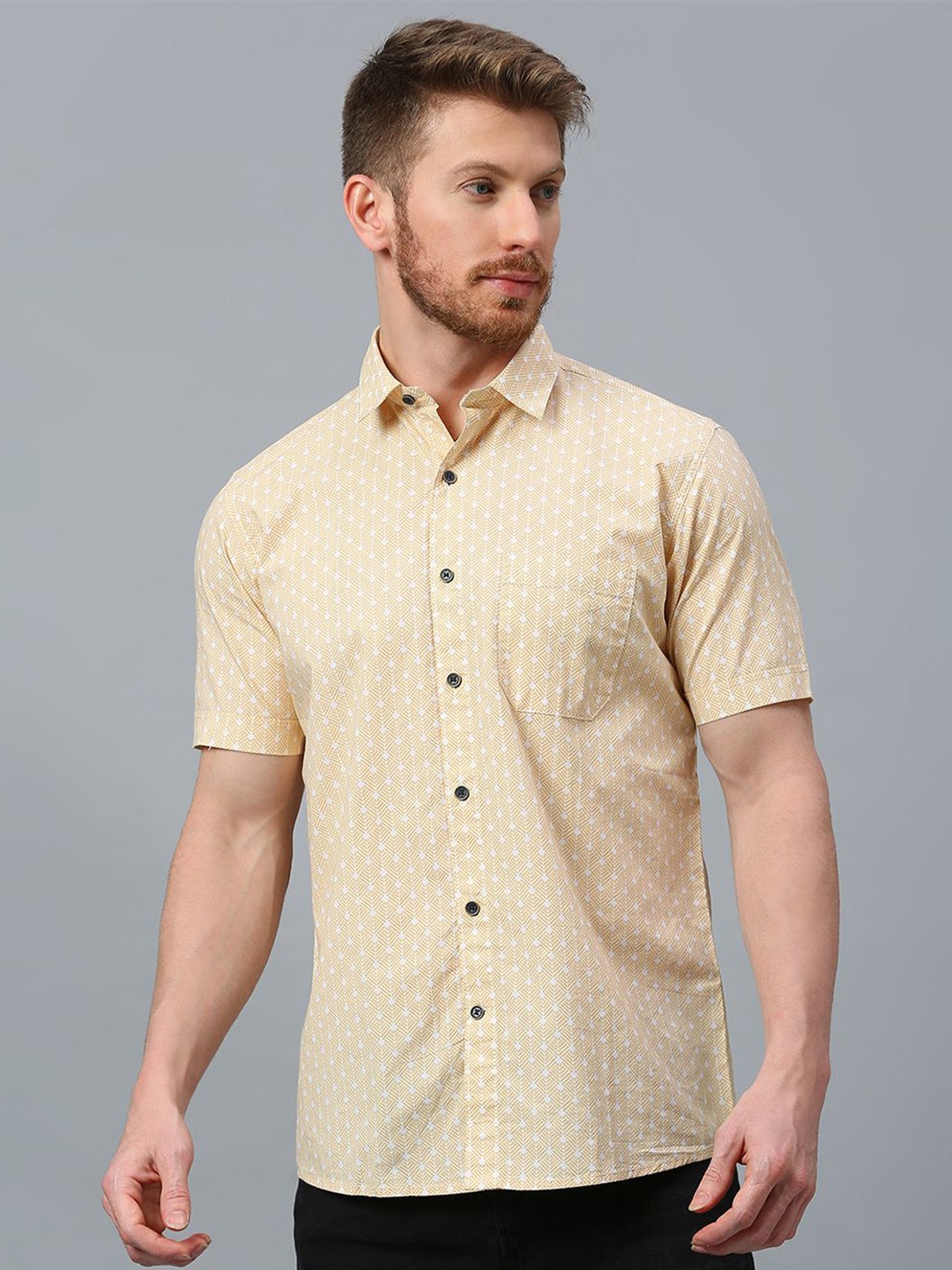 

Klub Fox Men Slim Fit Opaque Printed Casual Shirt, Yellow