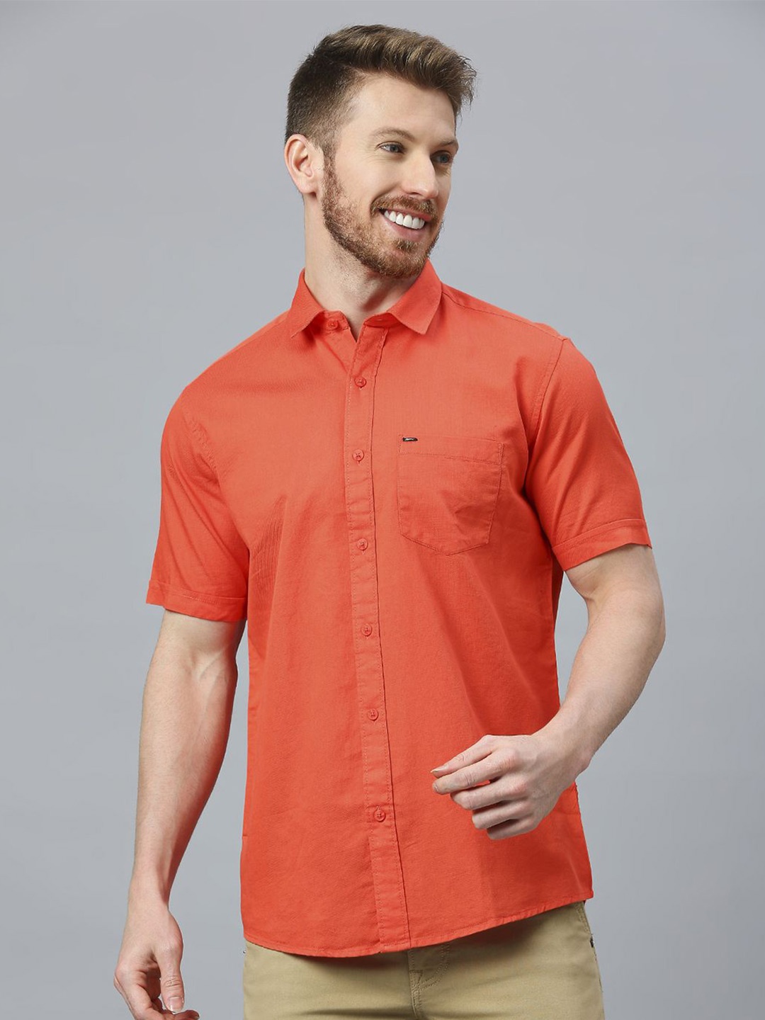 

Klub Fox Men Slim Fit Opaque Casual Shirt, Orange