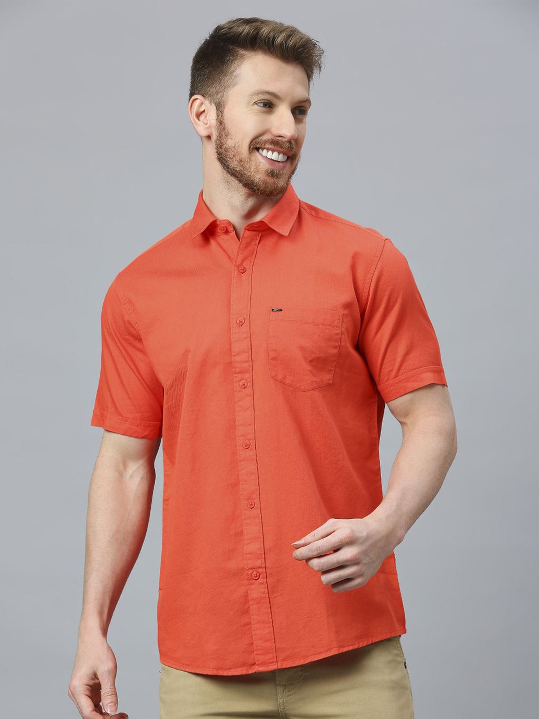 

Klub Fox Men Slim Fit Opaque Casual Shirt, Orange