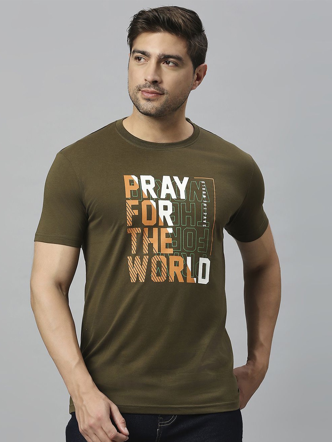 

Klub Fox Men Typography Printed Pockets T-shirt, Olive