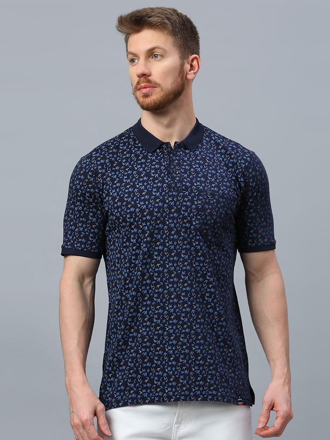 

Klub Fox Men Printed Mandarin Collar Pockets T-shirt, Navy blue