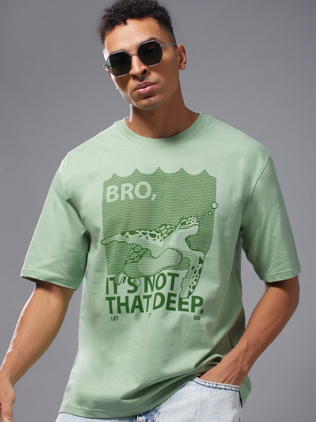 

FREE SOCIETY Men Typography Printed Raw Edge T-shirt, Green