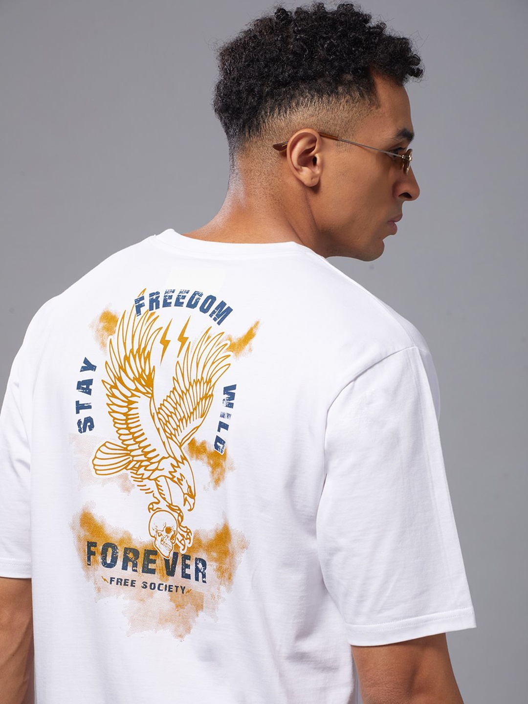 

FREE SOCIETY Men Typography Printed Applique T-shirt, White