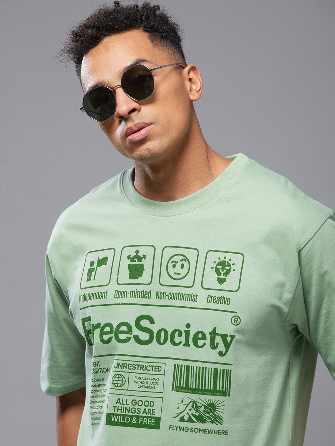 

FREE SOCIETY Men Typography Printed Raw Edge T-shirt, Green