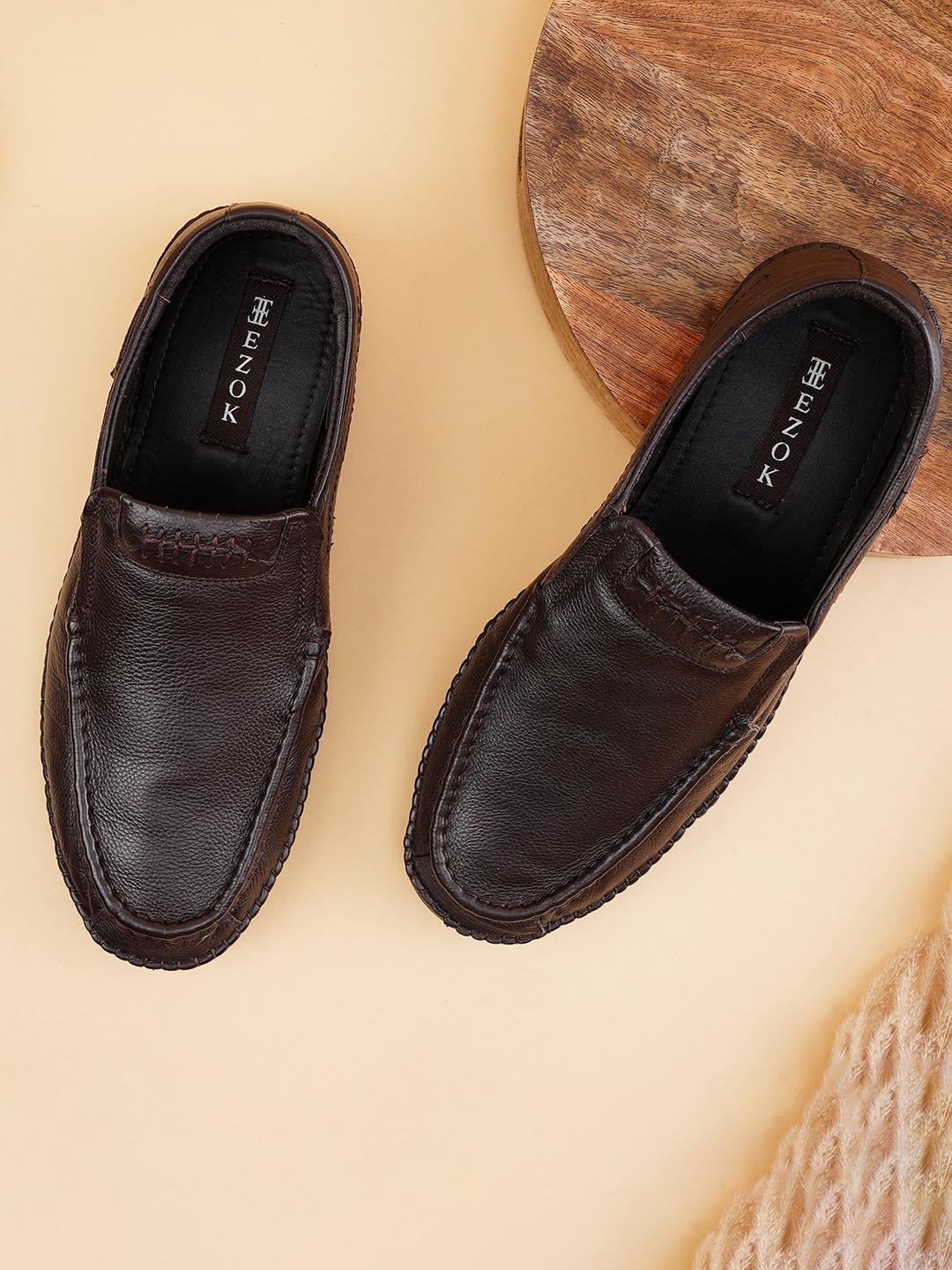 

EZOK Men Round Toe Lightweight Leather Loafers, Brown