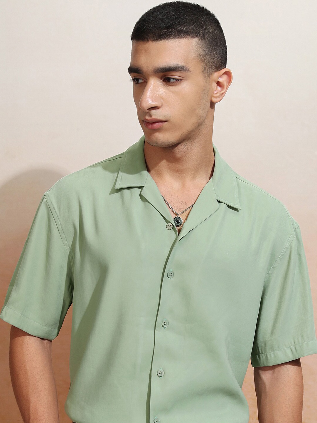 

HIGHLANDER Men Dusty Mint Solid Cuban Collar Relaxed Soft Shirt, Green