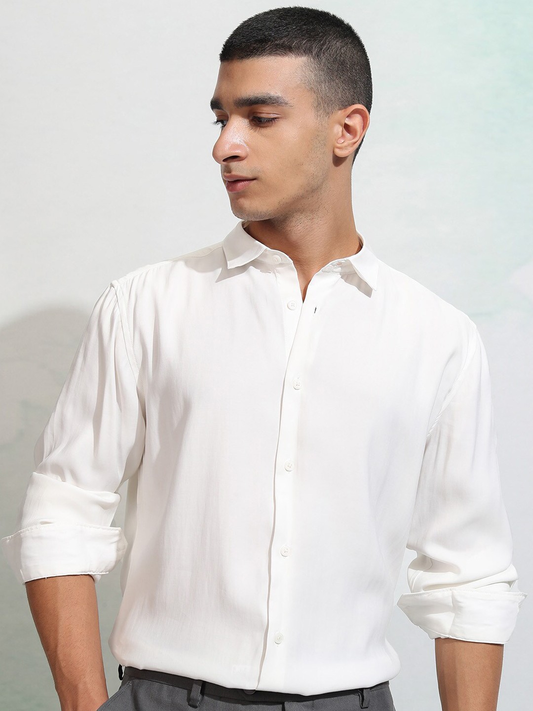 

HIGHLANDER Men Solid Casual Soft Shirt, White