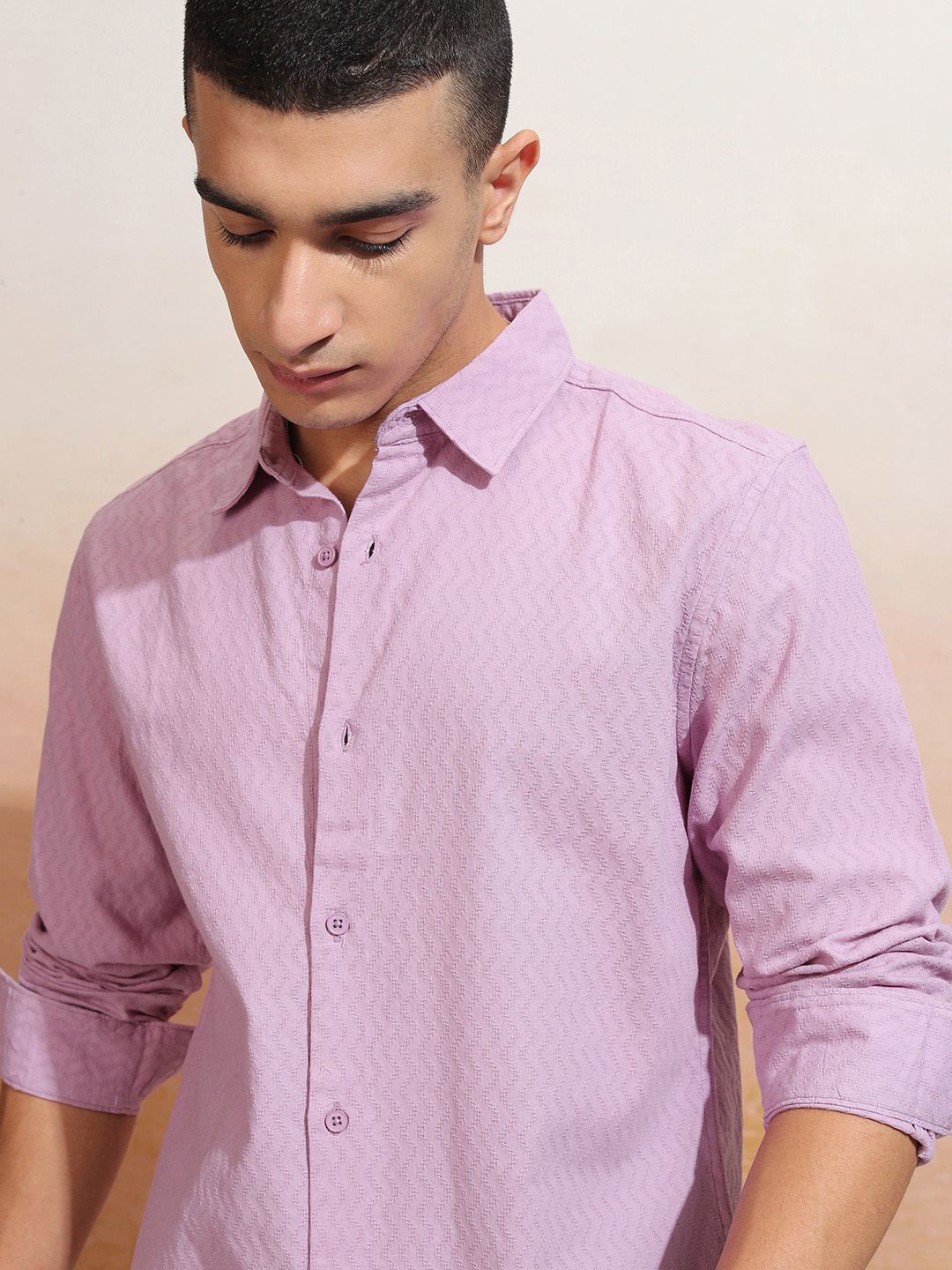 

HIGHLANDER Men Dobby Textured Solid Casual Shirt, Pink