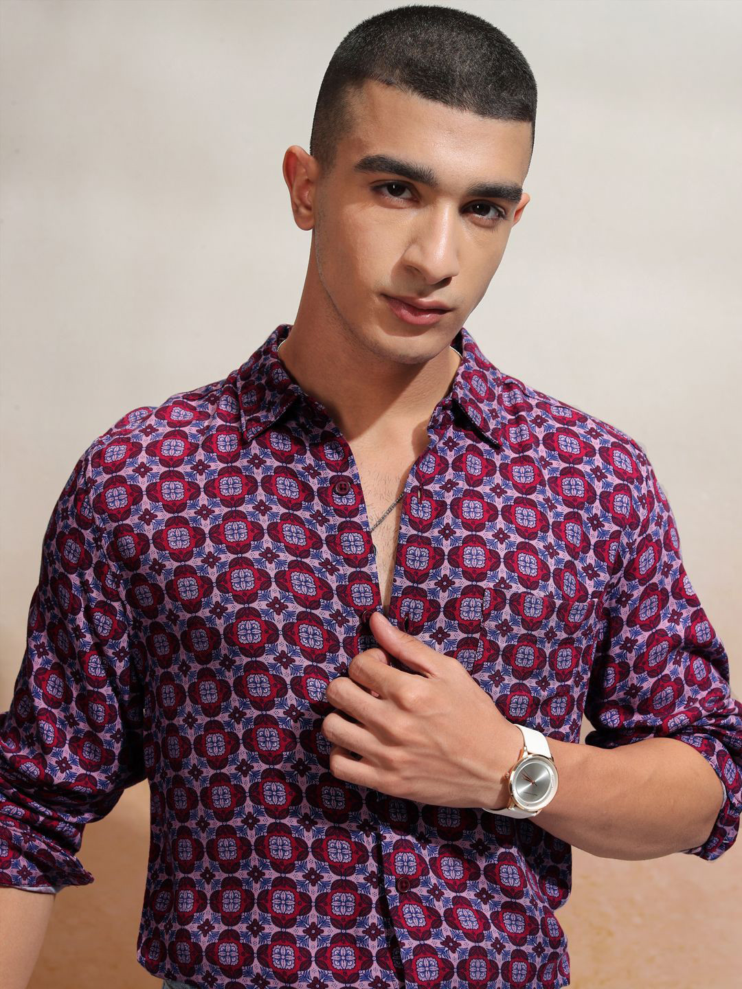 

HIGHLANDER Men Regular Collar Full Sleeves Shirt, Purple