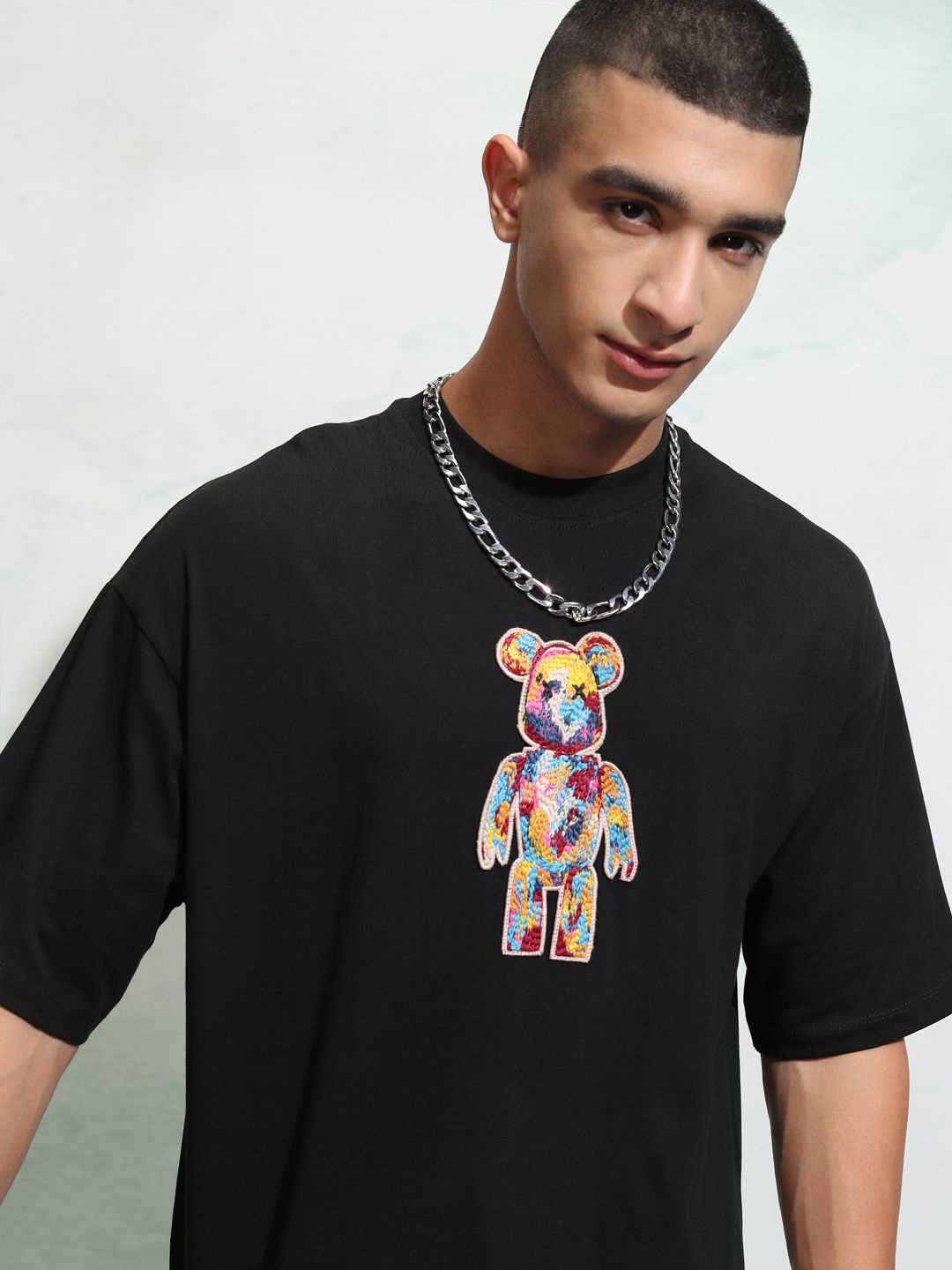 

HIGHLANDER Men Printed Applique T-shirt, Black