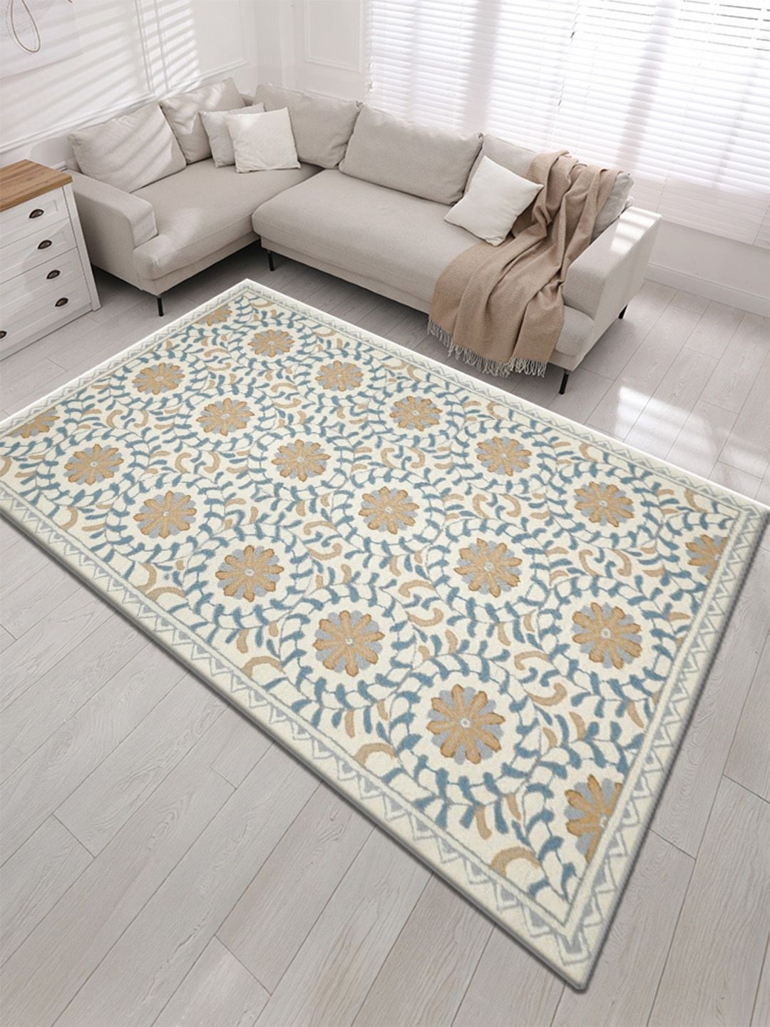 

nestroots White Ethnic Motifs Hand-Tufted Woollen Carpet