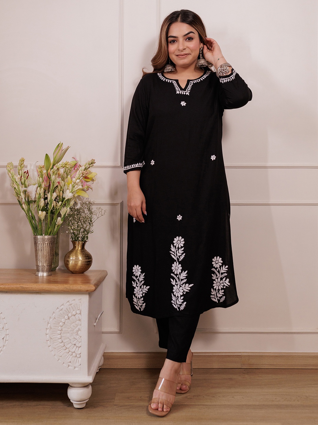 

House of Chikankari Chikankari Woven Kurta, Black