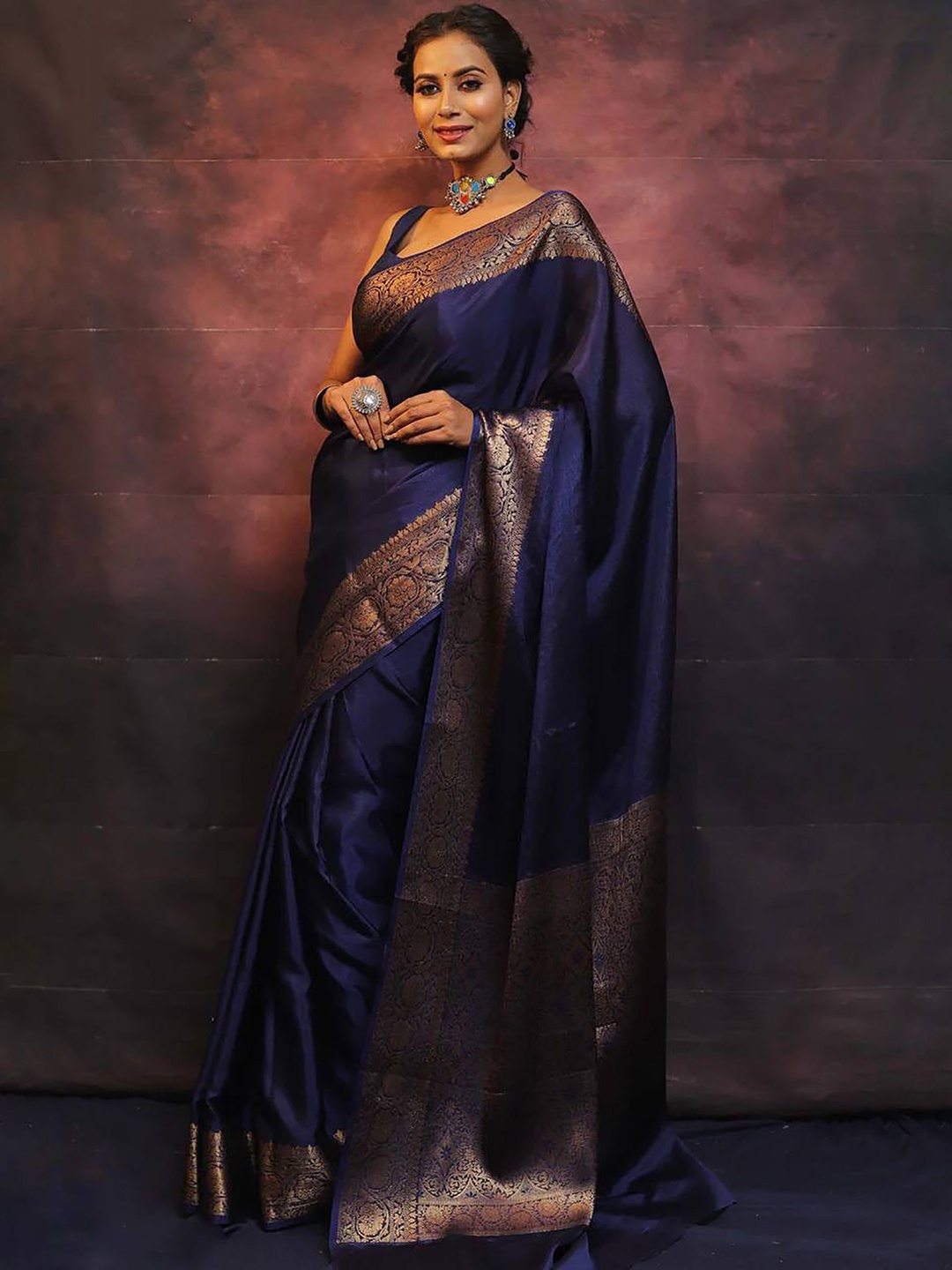 

KALINI Zari Banarasi Saree, Navy blue
