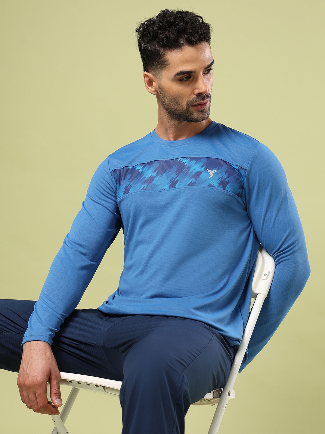

Technosport Men Abstract Printed Round Neck UPF50 Slim Fit T-shirt, Blue