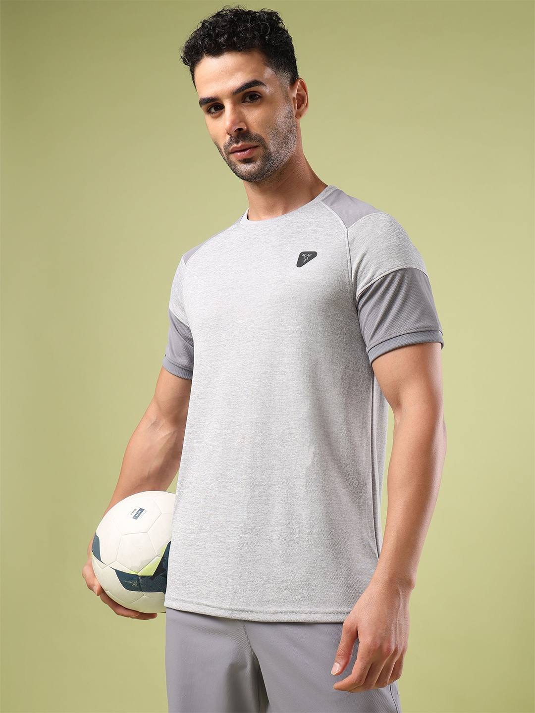 

Technosport Men Solid Round Neck Slim Fit UPF50 Sports T-shirt, Grey