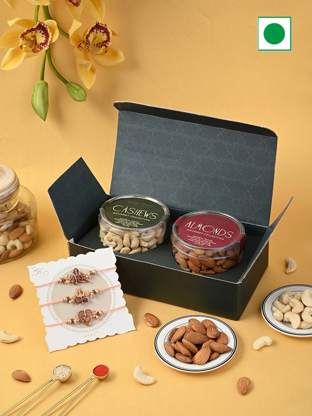 

RawFruit Dry Fruits Gift Box & 3 Piece Rakhi Set, Green