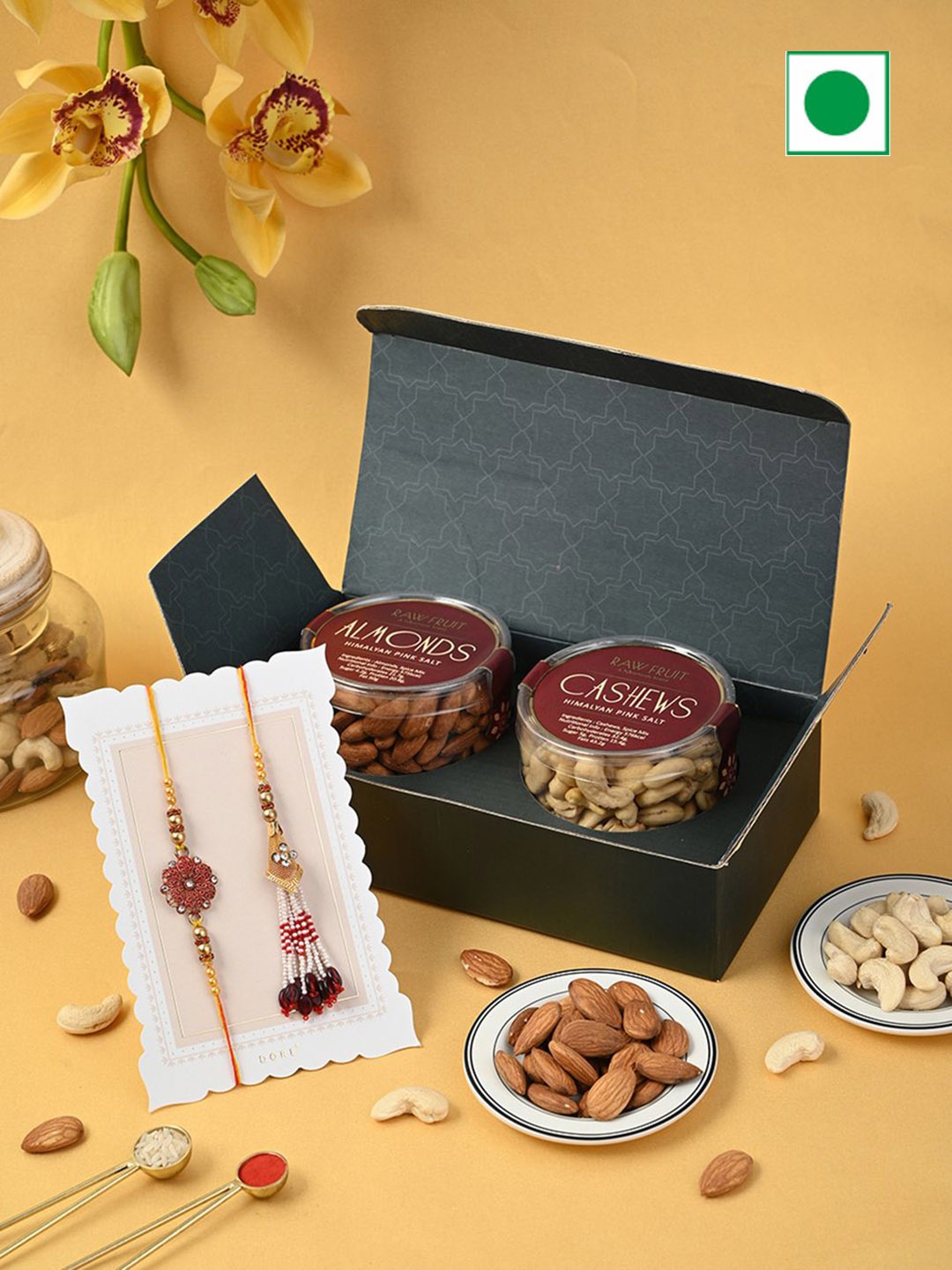 

RawFruit Bhaiya Bhabhi Rakhi & Dry Fruits Hamper, Gold