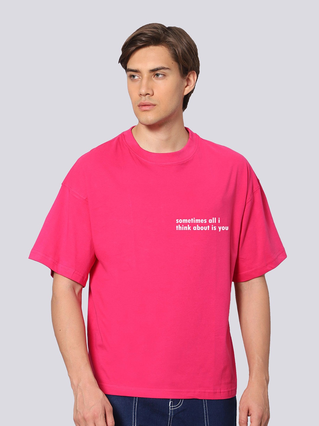 

Besick Men Typography Printed Drop Shoulder Sleeves Oversized T-shirt, Pink