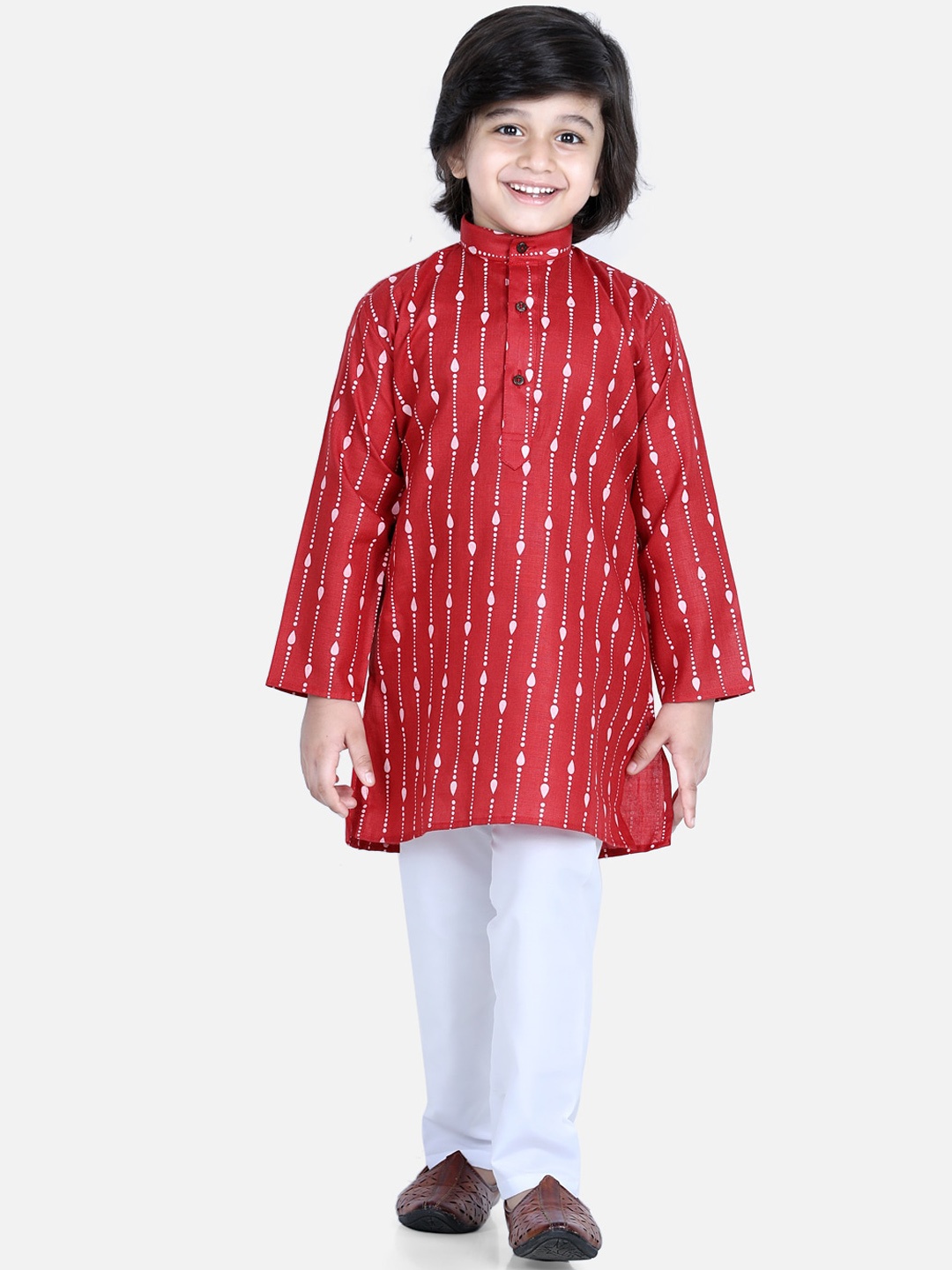 

BownBee Boys Ethnic Motifs Printed Regular Pure Cotton Kurta with Pyjamas, Red