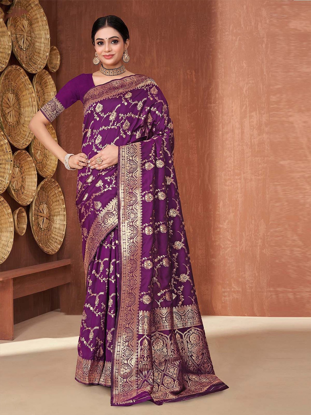 

ODETTE Woven Design Zari Banarasi Saree, Purple