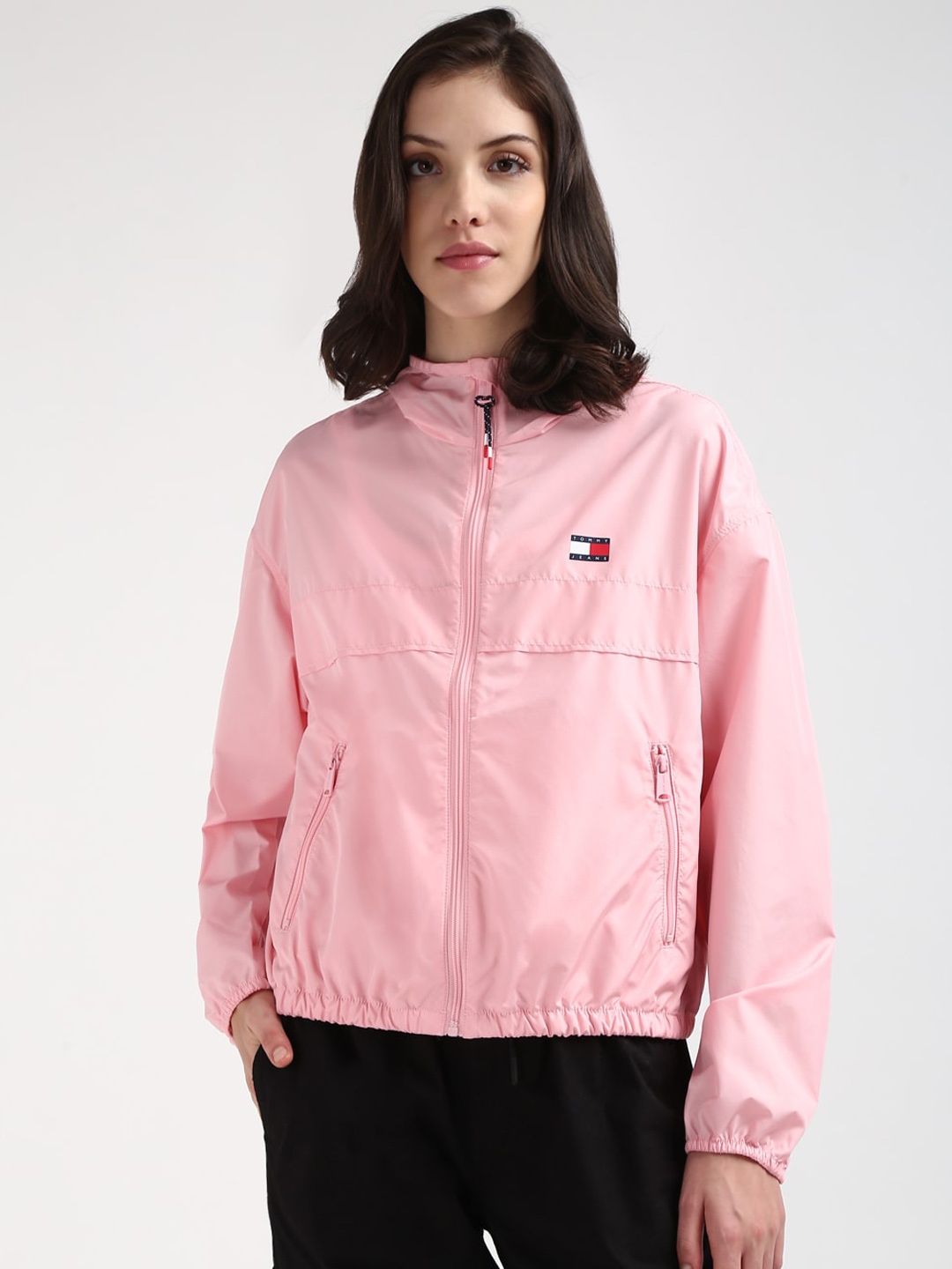 

Tommy Hilfiger Women Windcheater Crop Sporty Jacket with Embroidered, Pink