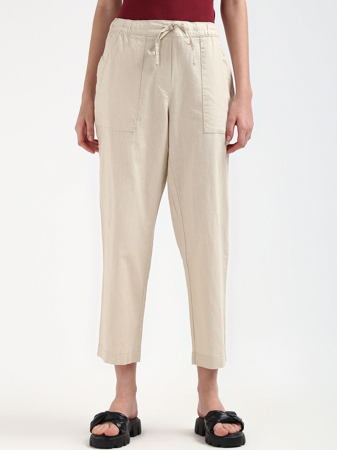 

Tommy Hilfiger Women Trousers, Beige