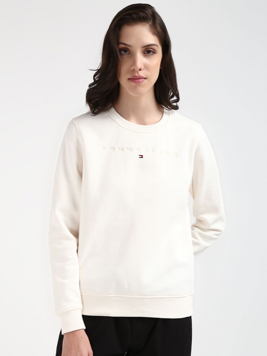 

Tommy Hilfiger Women Embroidered Round Neck Long Sleeves Sweatshirt, White