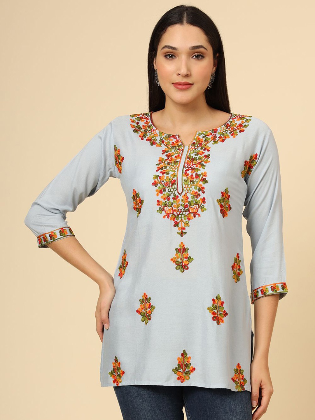 

VAIRAGEE Women Floral Embroidered Thread Work Kurti, Turquoise blue