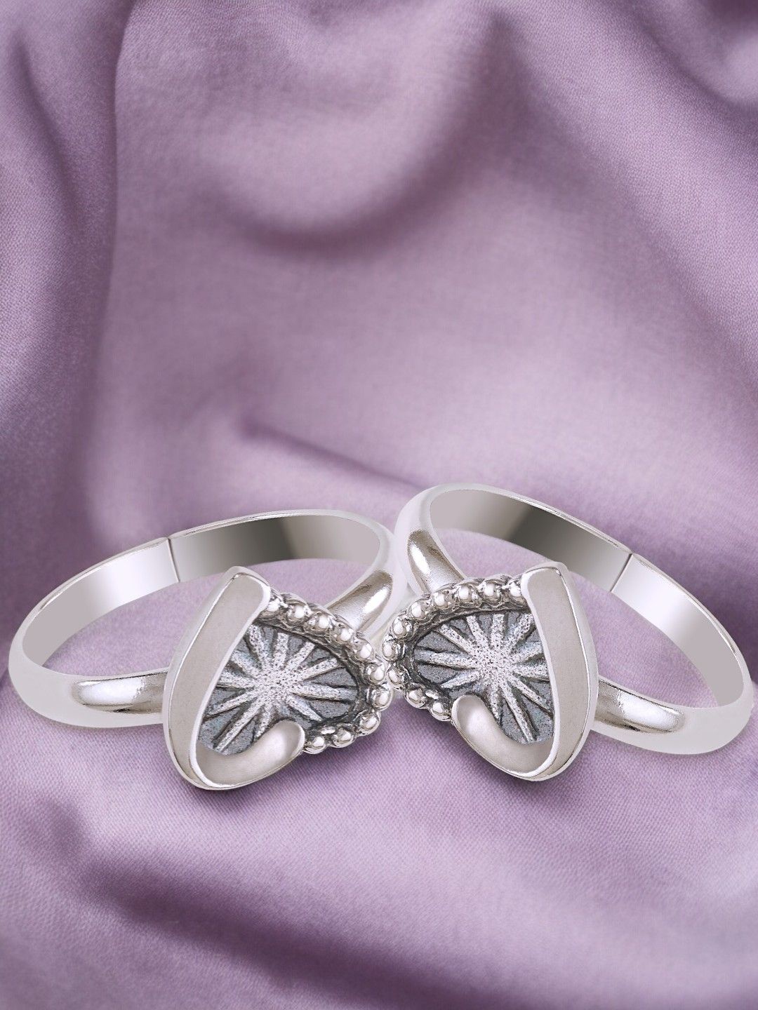 

Taraash Toe Rings, Silver