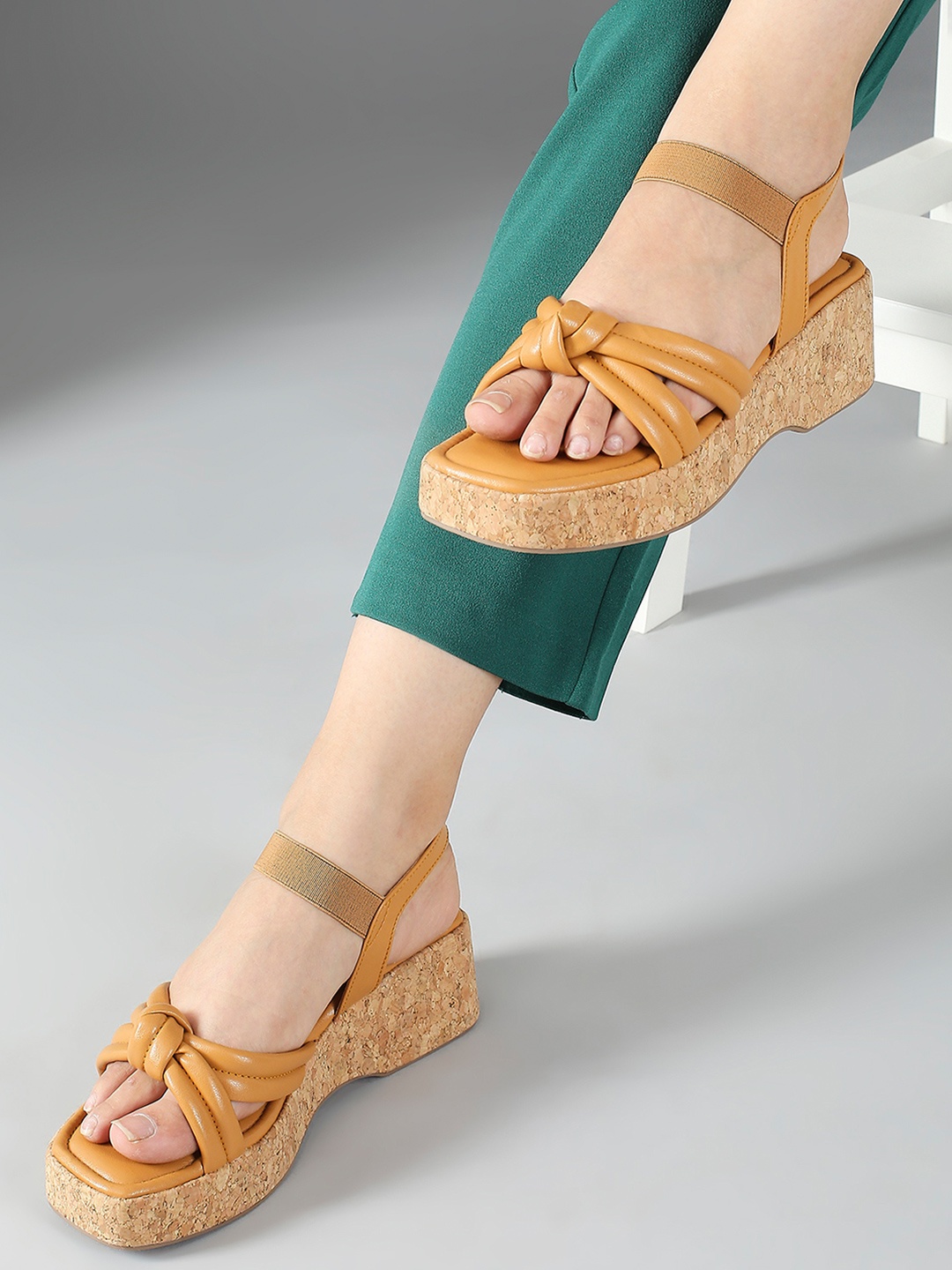 

Inc 5 Printed Platform Pumps with Bows Heels, Yellow