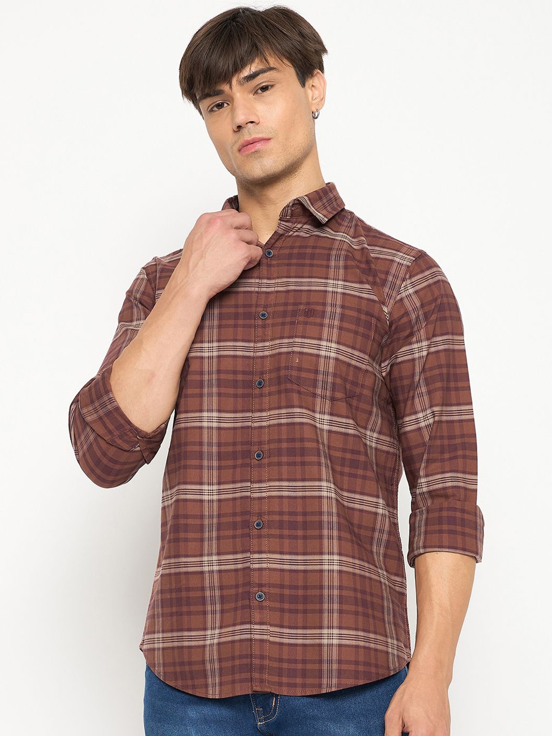 

Duke Men Spread Collar Checked Casual Shirt, Brown