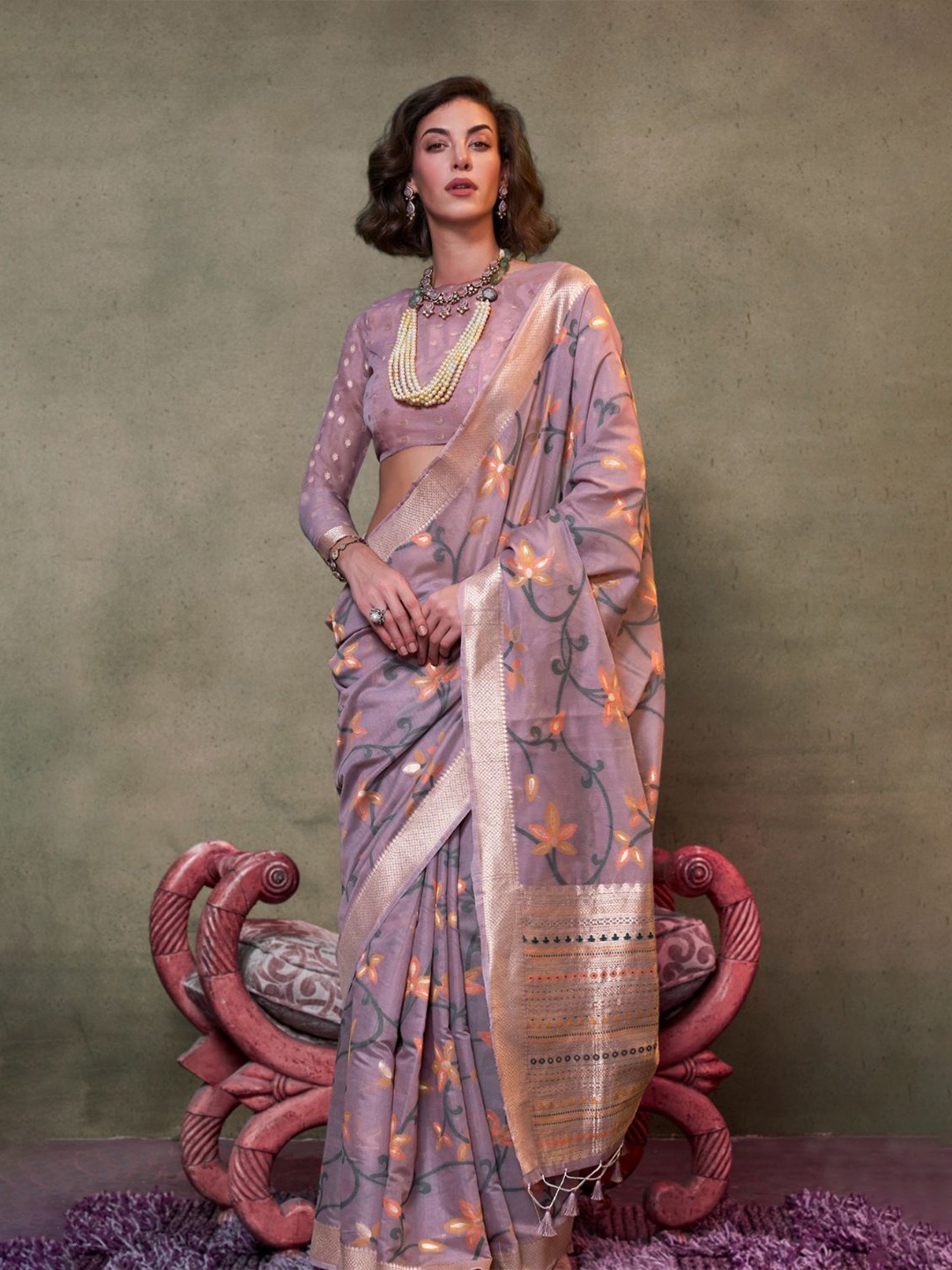 

DEVATITHI Ethnic Motifs Zari Jamdani Saree, Lavender