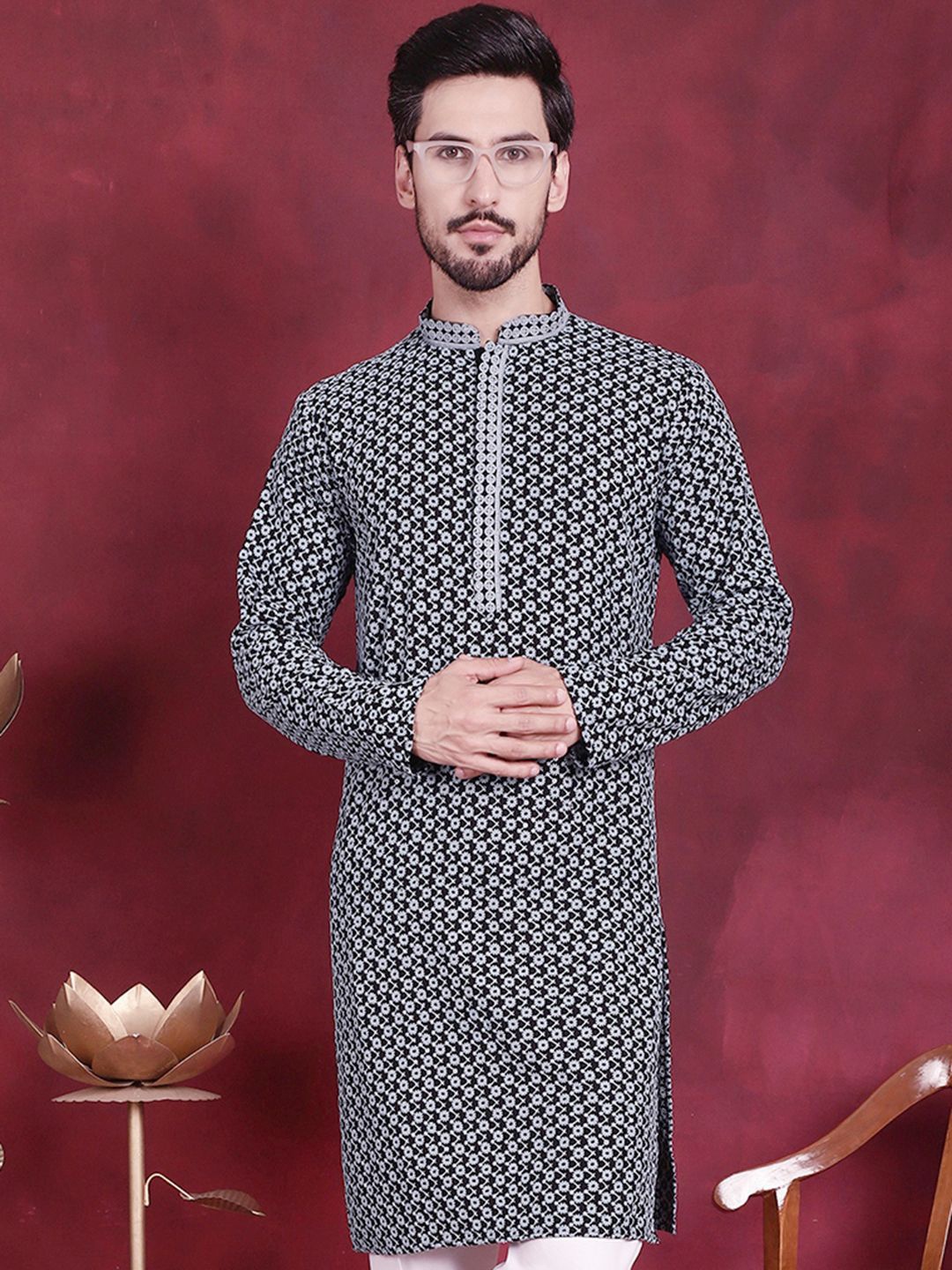 

Jompers Men Quirky Printed Thread Work Floral Kurta, Black
