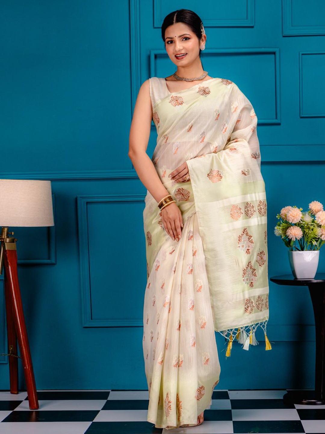 

MIMOSA Woven Design Zari Art Silk Banarasi Saree, Olive