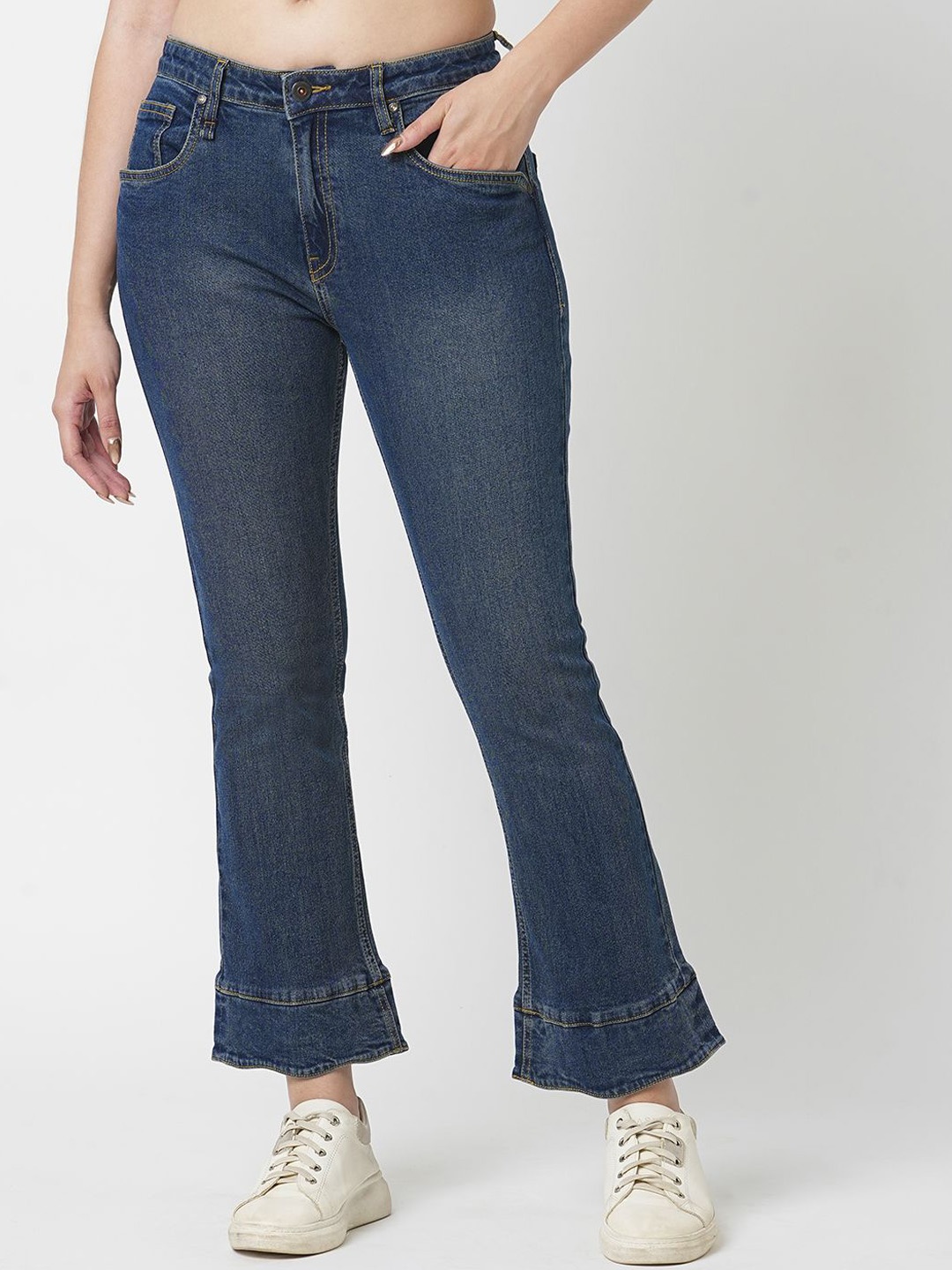 

The Roadster Lifestyle Co Women Medium Fade Jeans, Blue