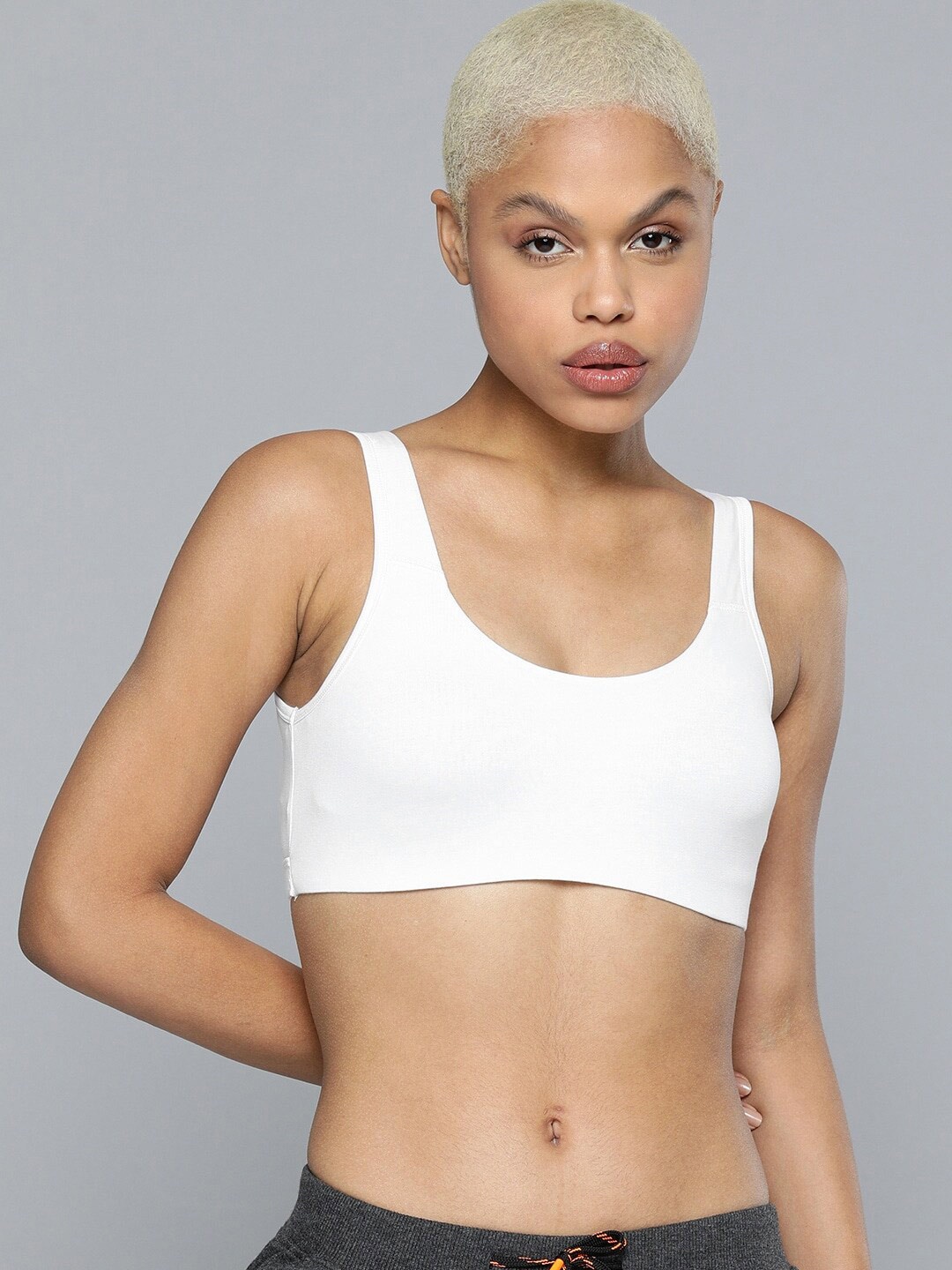 

DressBerry White Full Coverage Seamless Anti Microbial Workout Bra