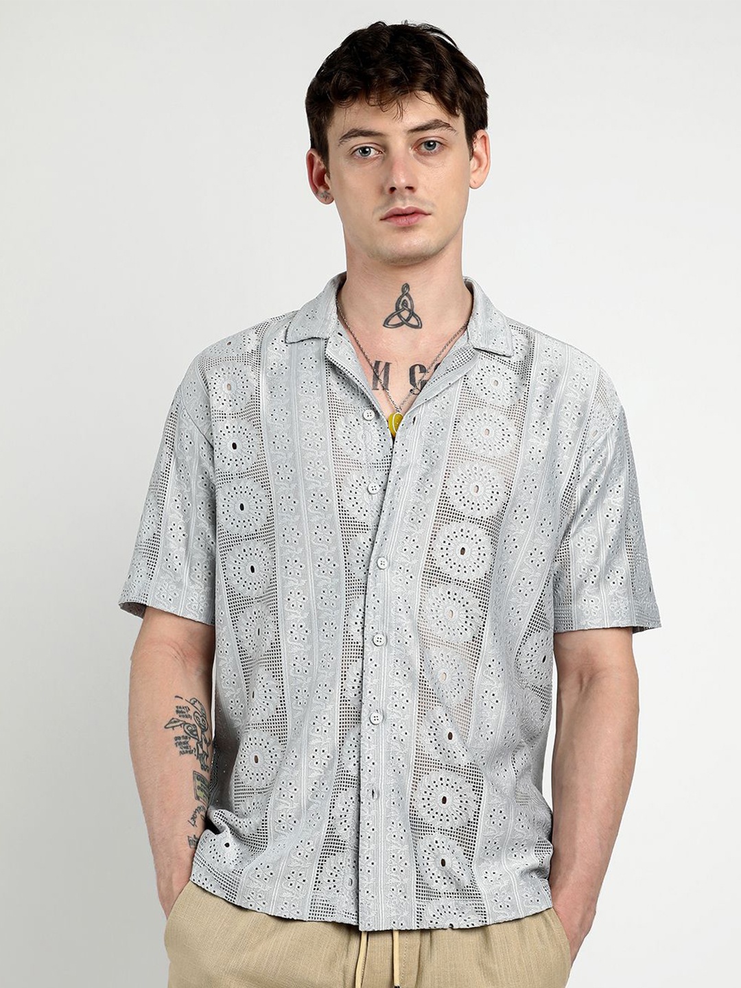 

Campus Sutra Men Comfort Mandala Design Cuban Collar Oversized Casual Shirt, Grey