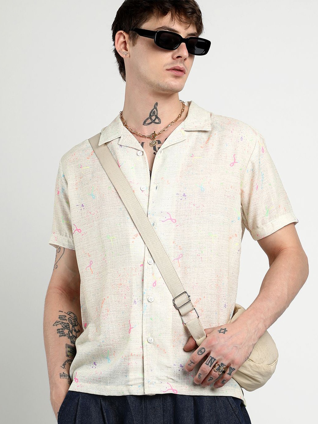 

Campus Sutra Men Comfort Cuban Collar Printed Heathered Drawn Casual Shirt, Cream