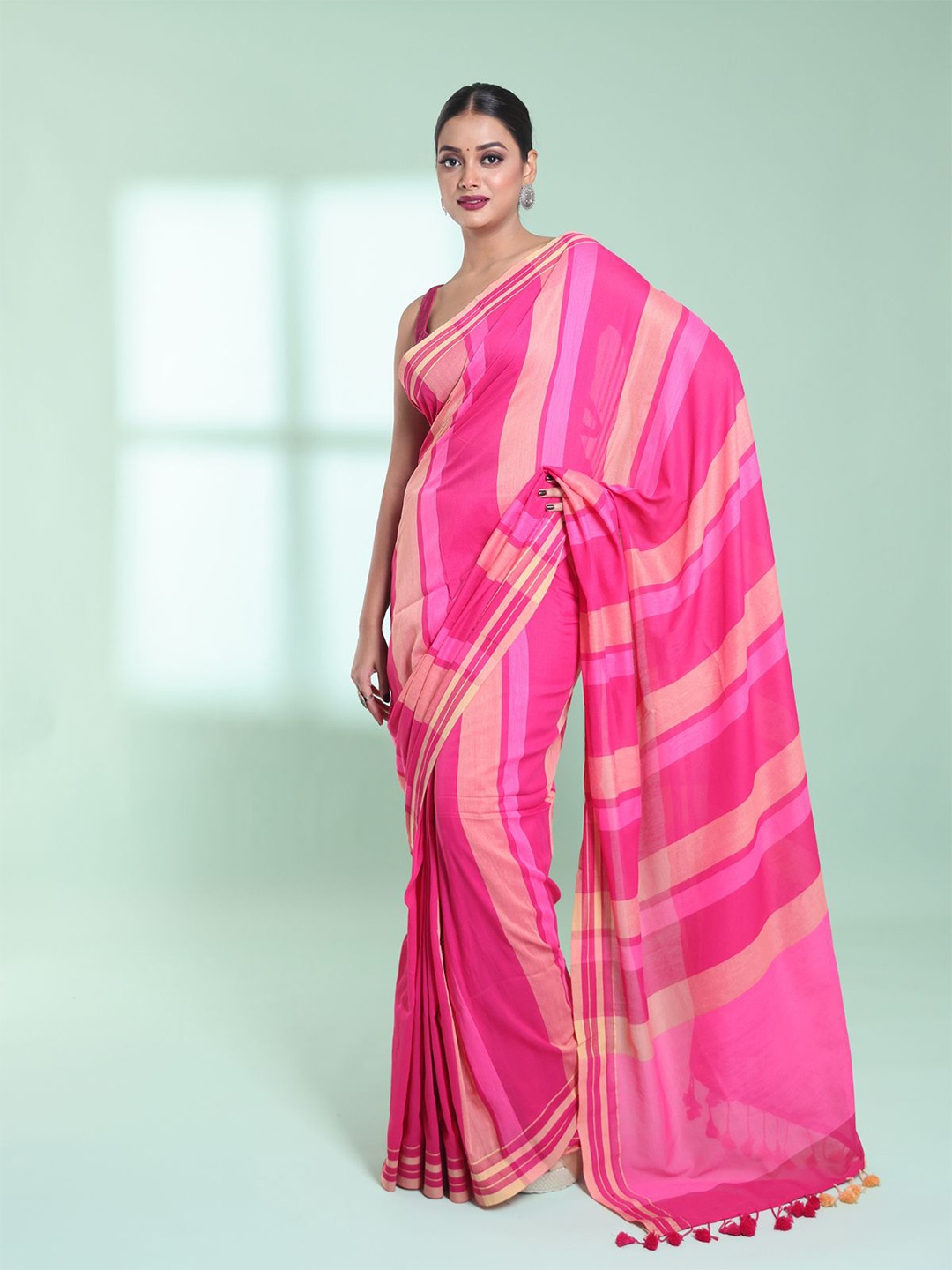 

Charukriti Striped Pure Cotton Saree, Pink