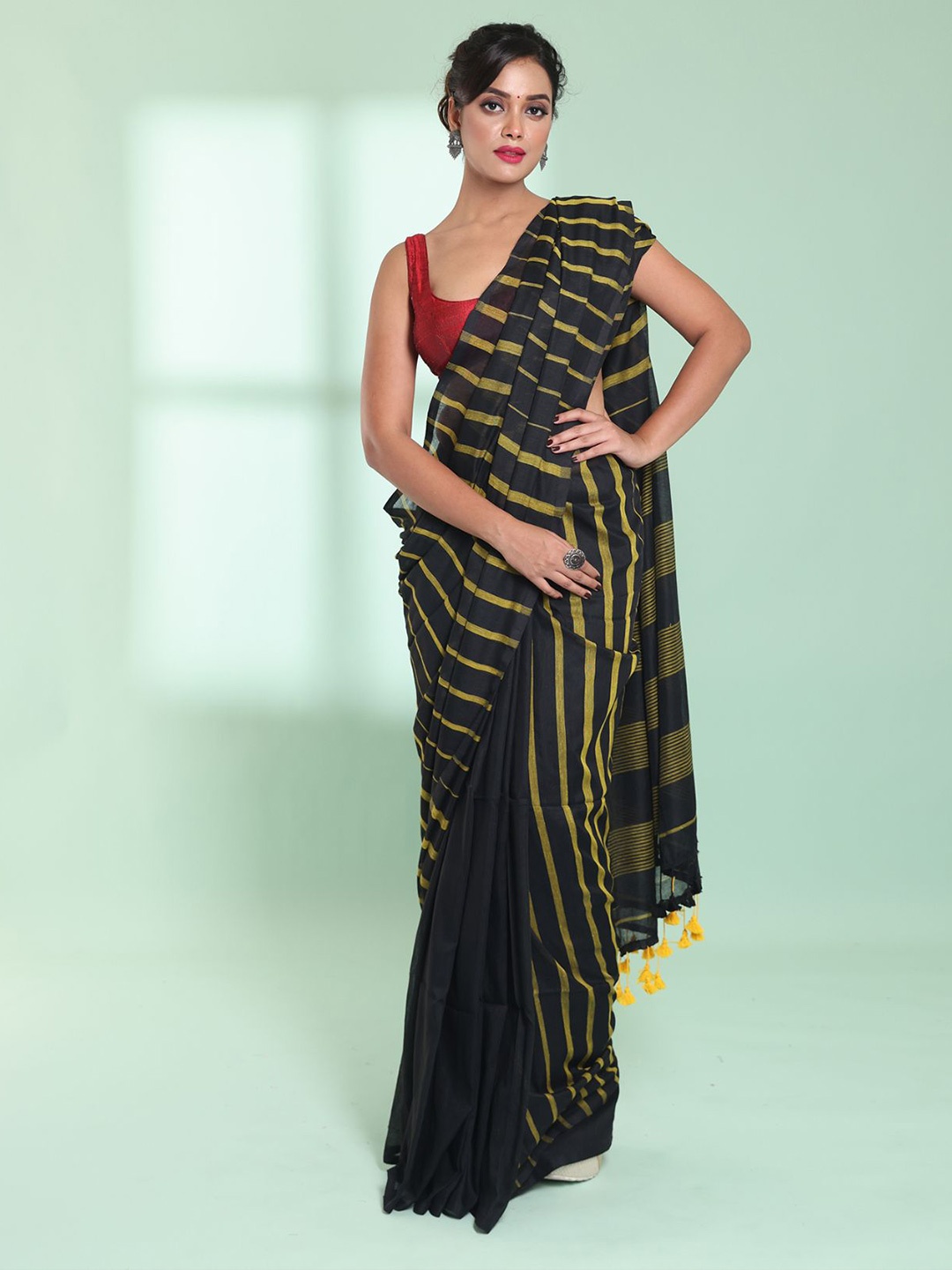 

Charukriti Striped Pure Cotton Saree, Black
