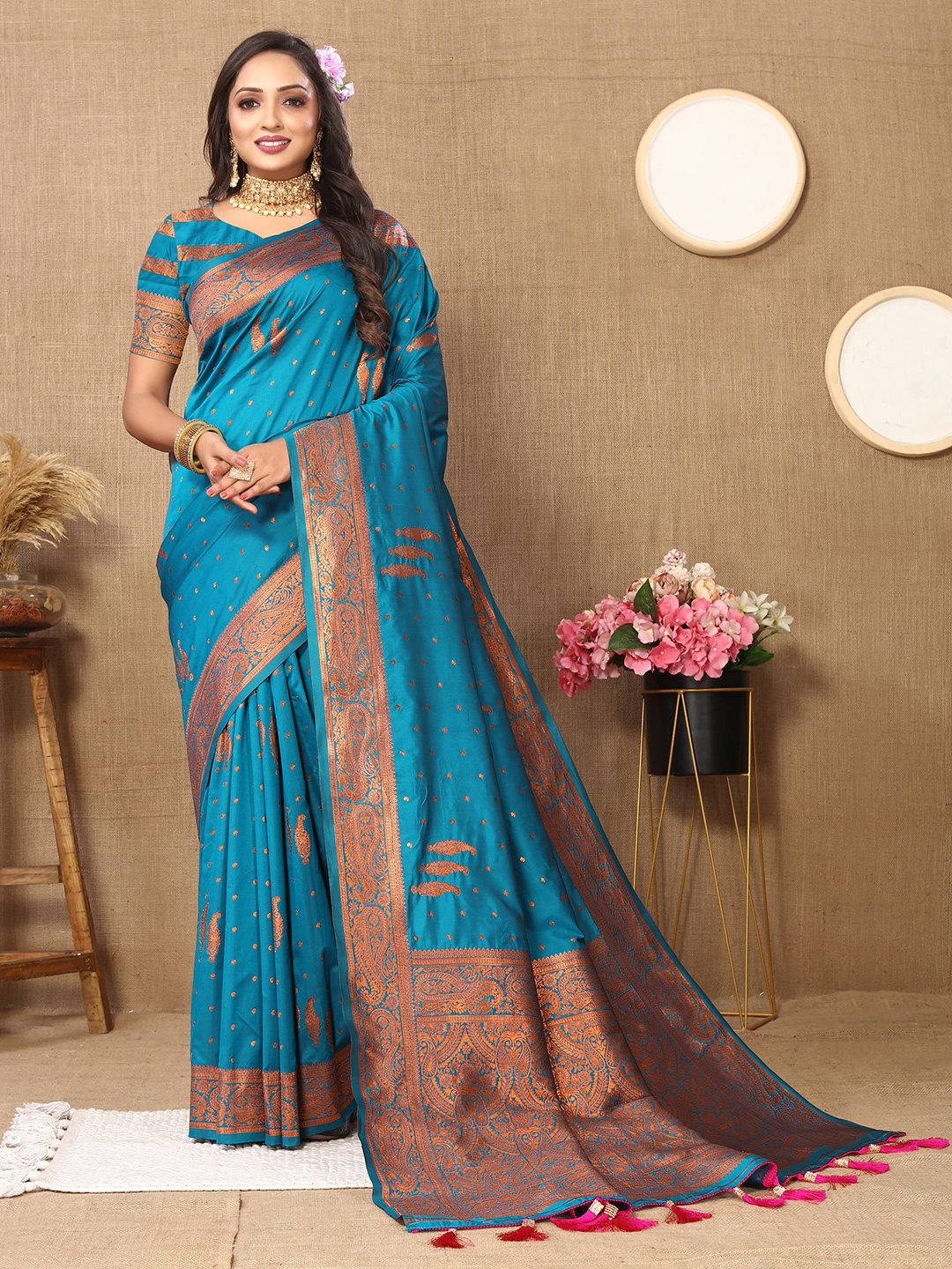 

Upalksh Woven Design Zari Banarasi Saree, Turquoise blue