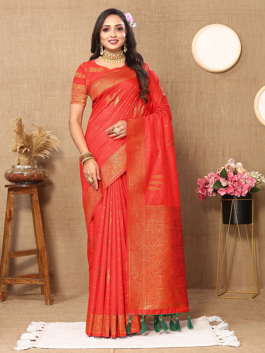 

Upalksh Woven Design Zari Banarasi Saree, Red