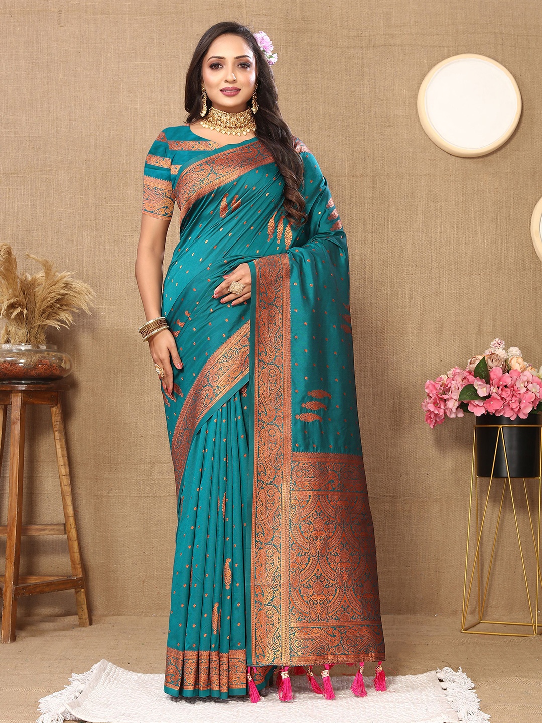 

Upalksh Ethnic Motifs Zari Banarasi Saree, Teal