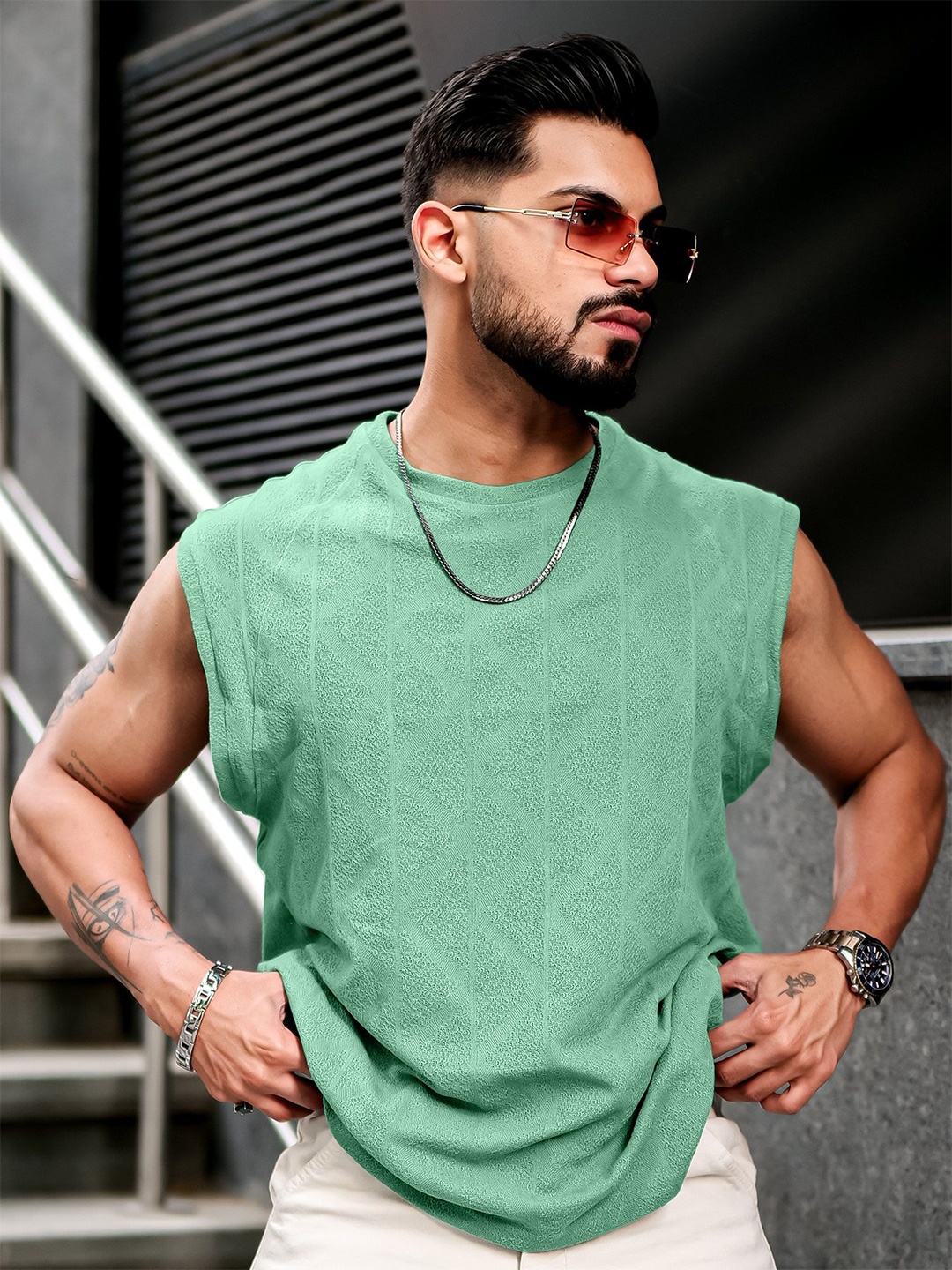 

Maniac Men Self Design Round Neck T-shirt, Green
