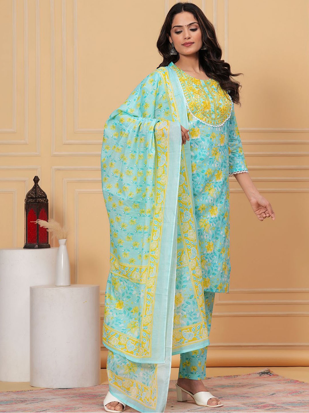 

GULABI LEAF Floral Printed Mirror Work Pure Cotton Straight Kurta With Trouser & Dupatta, Green