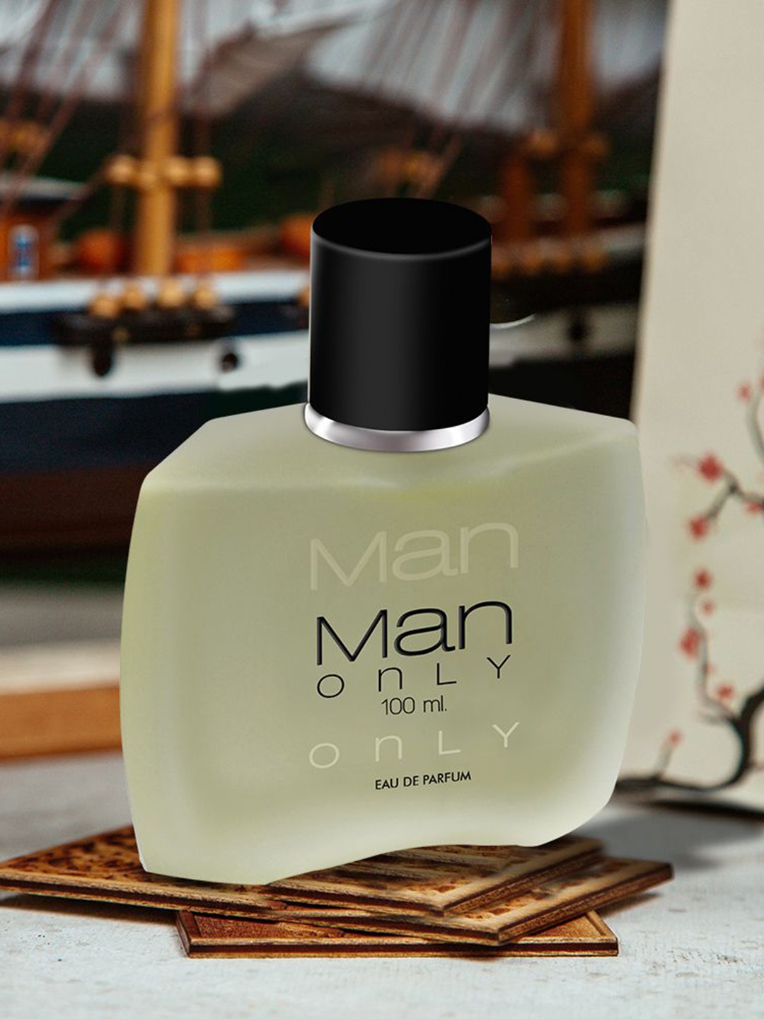 

CFS Man Only & Oudh Set Of 2 Eau De Parfum & Perfume Spray- 100ml + 25ml, Black